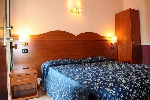 רומא Termini Station Rooms מראה חיצוני תמונה
