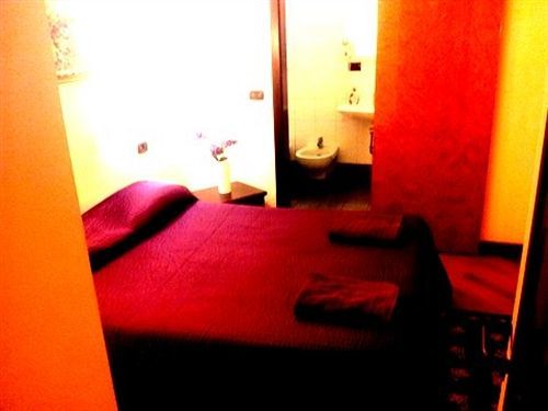 רומא Termini Station Rooms מראה חיצוני תמונה